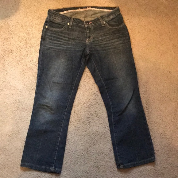 American Eagle Denim Crops, size 6 - Picture 2 of 4